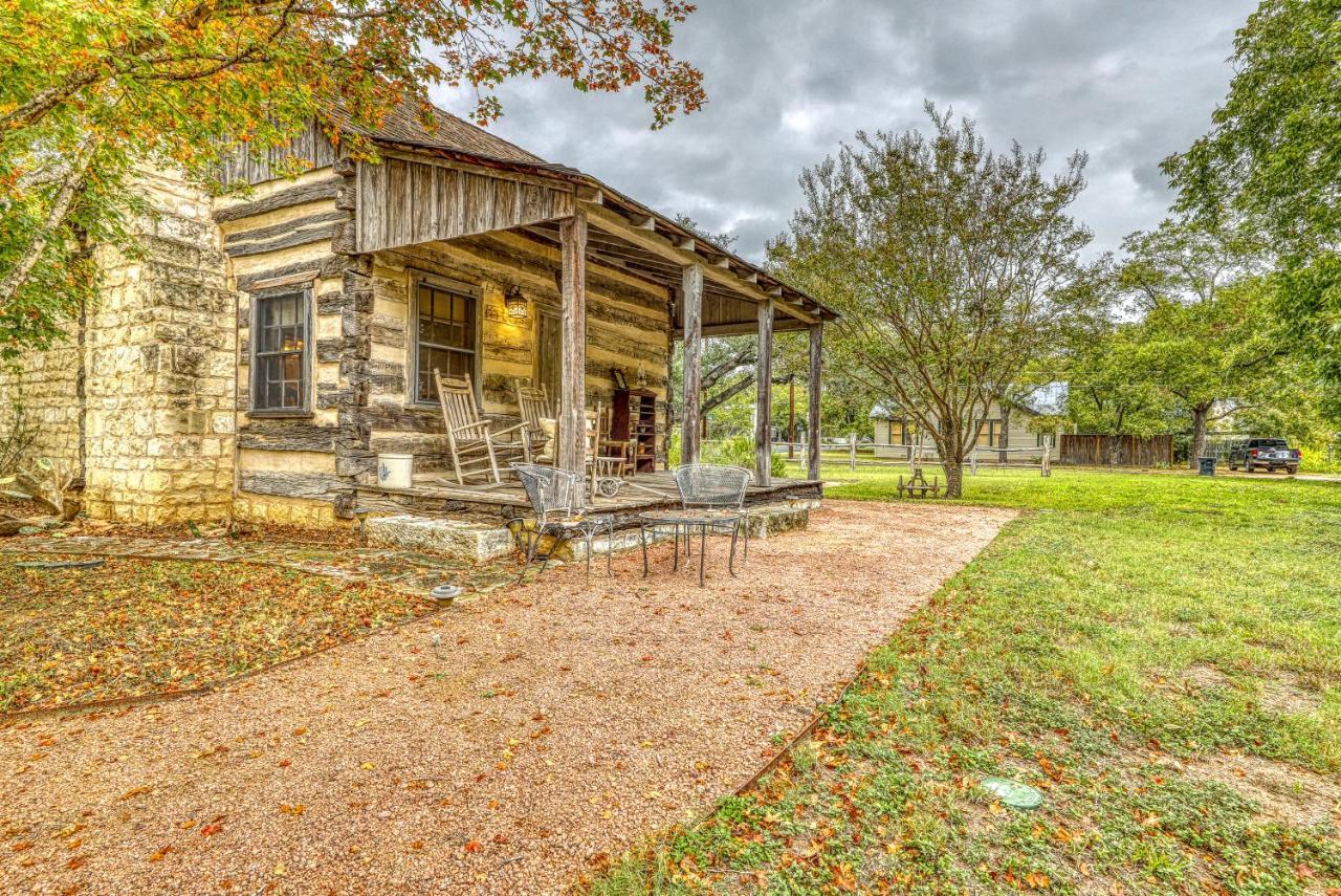 Town Creek Log Cabin Fredericksburg Exterior foto