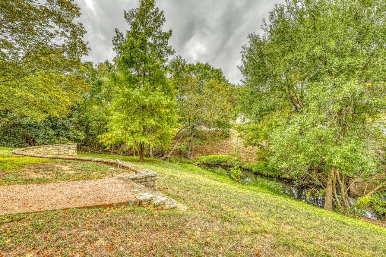 Town Creek Log Cabin Fredericksburg Exterior foto
